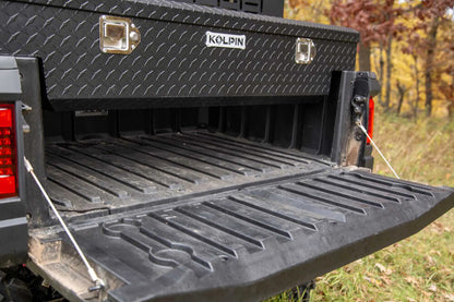 Kolpin Mid‑Size UTV Aluminum Bed Box – 15‑Gauge Diamond Plate – Lockable Latches – Gas‑Shock Lid – Weatherproof Storage – Fits Polaris & CFMOTO Mid‑Size Models