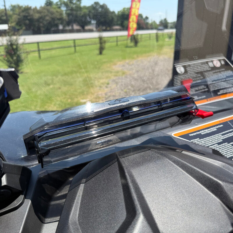 Seizmik Toolless Versa‑Vent Scratch Resistant Windshield – Can‑Am Maverick Trail 2018–2025 | Hard‑Coated Poly, Quick‑Release, Dual Vents