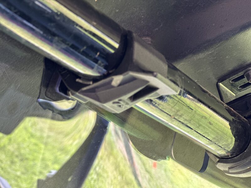 Seizmik Toolless Versa-Vent Scratch Resistant Hard Coated Windshield for Honda Pioneer 1000