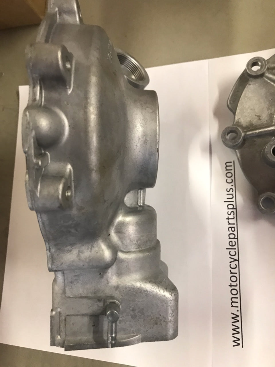 NEW QUALITY Rear End Axle Differential Case Housing (Both Sides) for the Honda 1988-2000 TRX300FW / TRX300 Fourtrax IN STOCK!